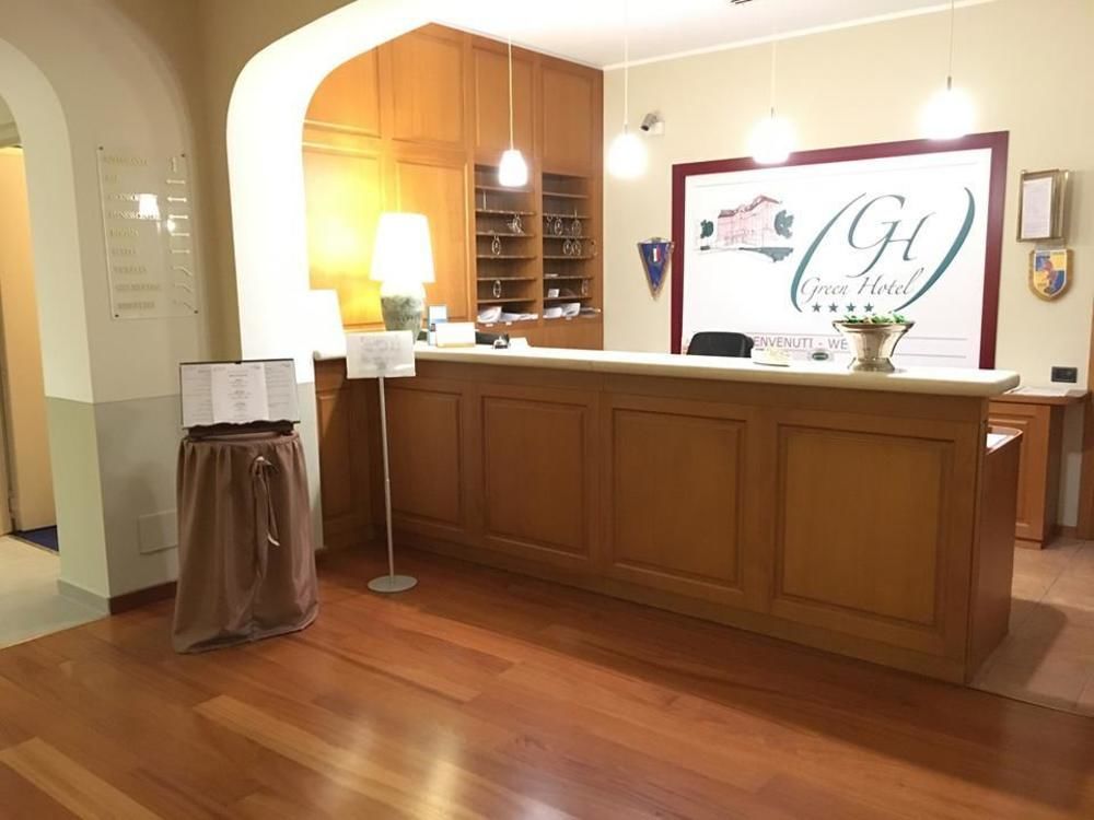 Green Hotel 세티모토리네세 외부 사진
