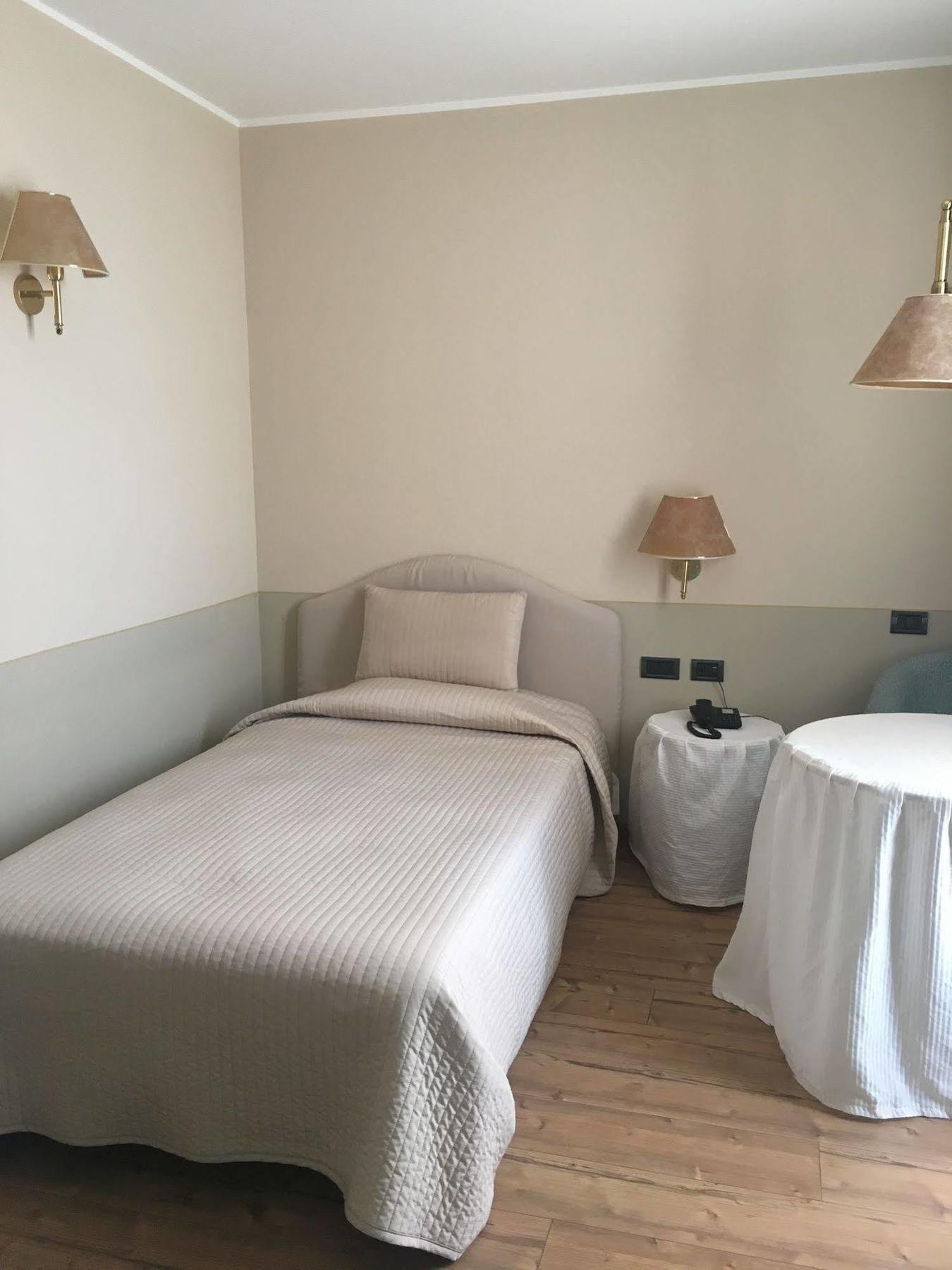 Green Hotel 세티모토리네세 외부 사진